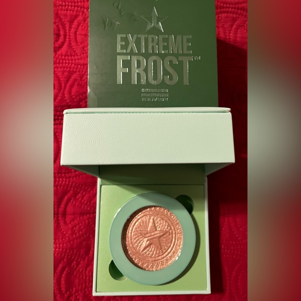 Jeffree Star Extreme Frost Highlighter